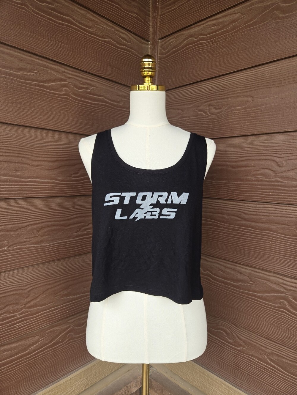 STORM LABS Black Cropped Tank – Women’s Small